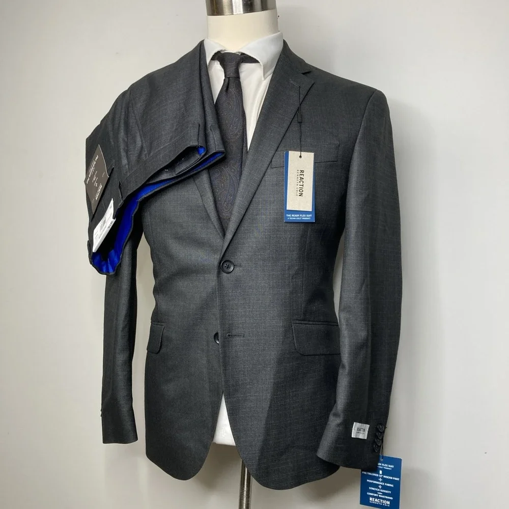 Kenneth Cole Reaction Men 2-pc Techni-Cole Suit GunMetal 40S Jacket Pant 32W 30L